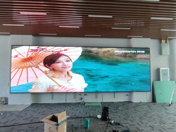 饶河P1.53led小间距屏安装案例